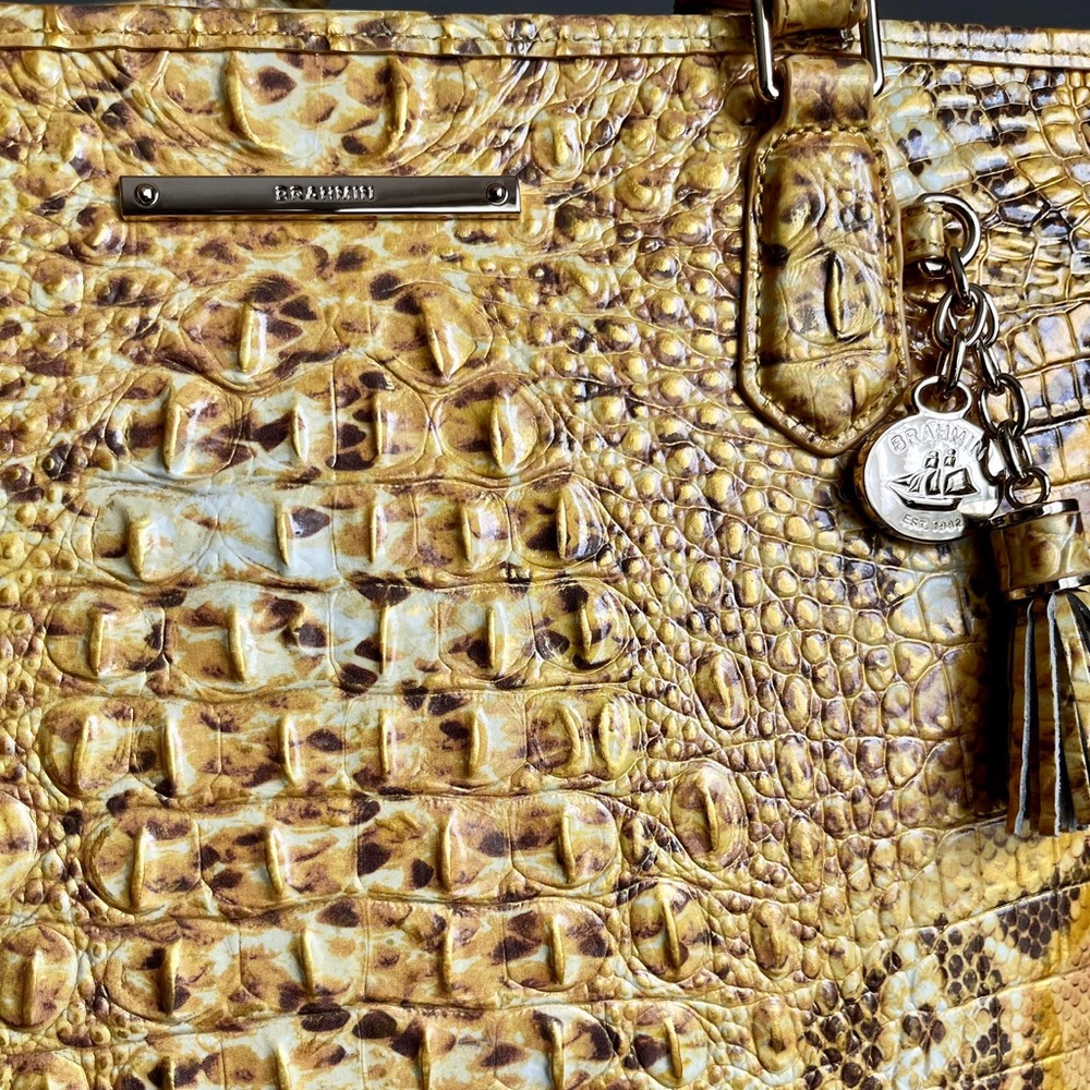 💛💛NWT! Brahmin Medium Asher Tote Canary Solid Melbourne Leather💛💛 - Picture 4 of 8
